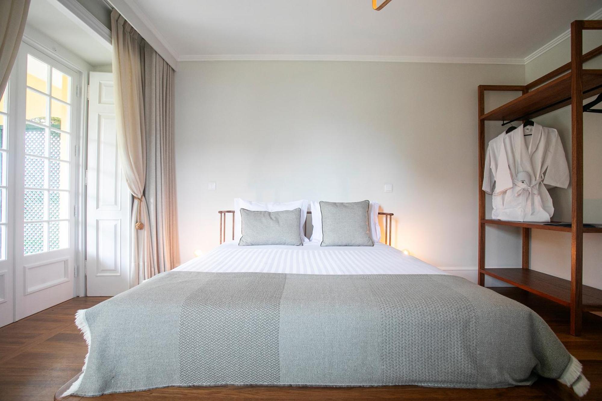 Bed and Breakfast Casa Portuguesa - Charming House à Ponta Delgada Extérieur photo